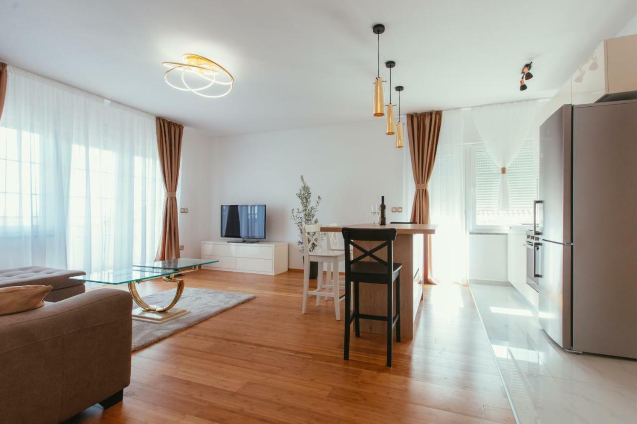 Maslina & Lavanda Apartment Podstrana Exterior photo